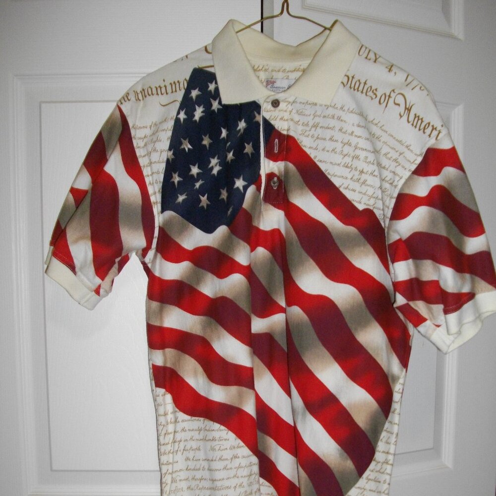 Men's American Summer Clothing Company, flag design polo. New. Small.